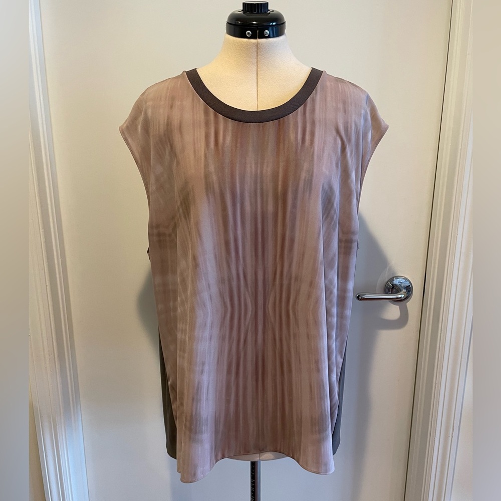 T  Tahari Corey Blouse In Cask Size XL